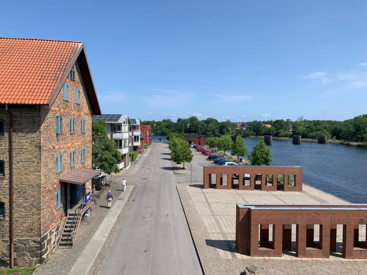 Charmigt Boende Med Perfekt Laege I Gamla Stan ファルケンベリ エクステリア 写真
